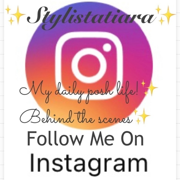 Mod Cloth Floral Linen Top - Picture 16 of 16